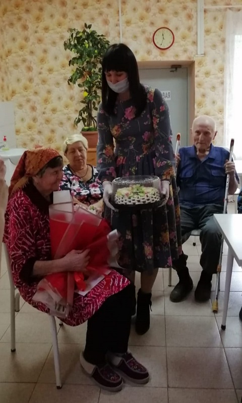 pozdr20220415 1